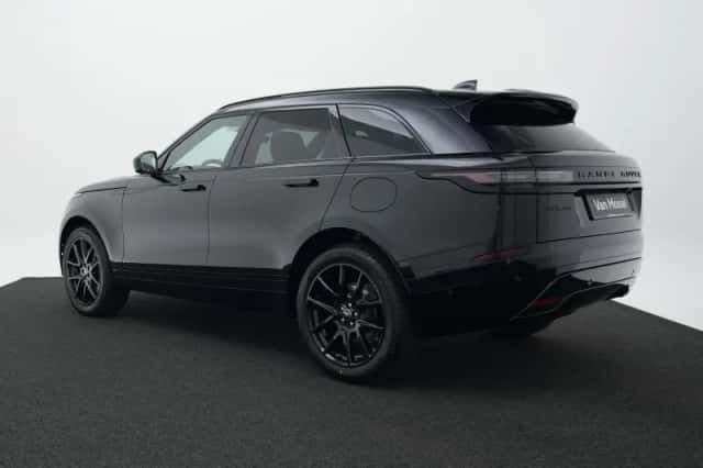 Land Rover Range Rover Velar (2026) thumbnail 2