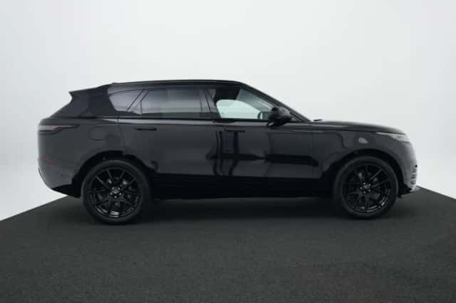 Land Rover Range Rover Velar (2026) thumbnail 6