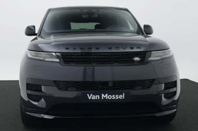 Land Rover Range Rover Sport (2026) thumbnail 4