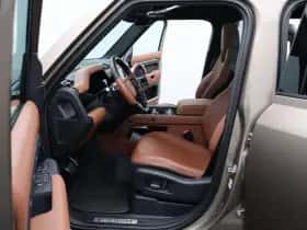 Land Rover Defender thumbnail 13