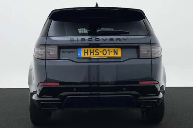 Land Rover Discovery Sport (2025) thumbnail 6