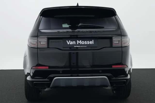 Land Rover Discovery Sport (2026) thumbnail 6