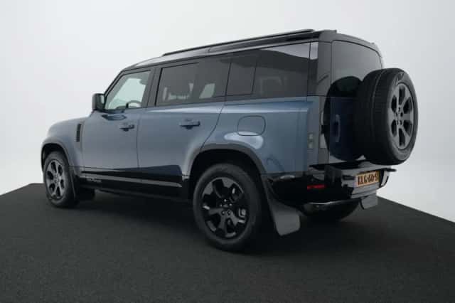 Land Rover Defender (2026) thumbnail 3