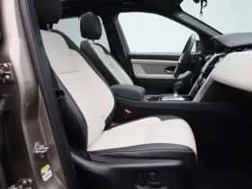 Land Rover Discovery Sport (2023) thumbnail 33