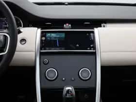 Land Rover Discovery Sport (2023) thumbnail 9