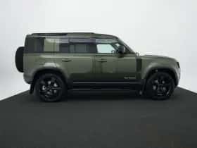 Land Rover Defender (2026) thumbnail 6