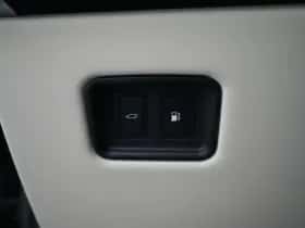 Land Rover Range Rover (2025) thumbnail 18