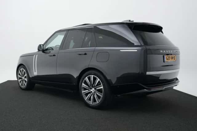 Land Rover Range Rover (2025) thumbnail 3