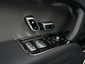 Land Rover Range Rover Sport (2026) thumbnail 34