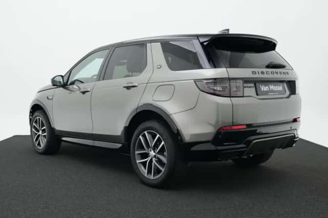 Land Rover Discovery Sport (2025) thumbnail 3