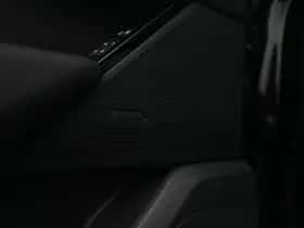 Land Rover Range Rover Velar (2026) thumbnail 35