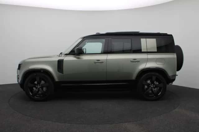 Land Rover Defender (2025) thumbnail 5