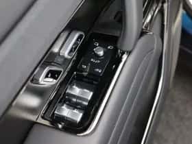 Land Rover Range Rover Sport (2026) thumbnail 36