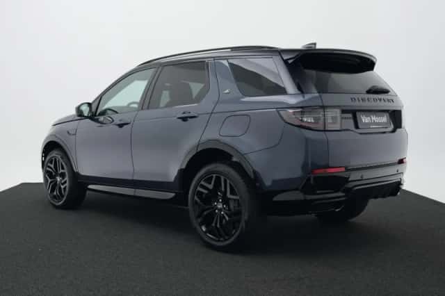 Land Rover Discovery Sport (2026) thumbnail 3