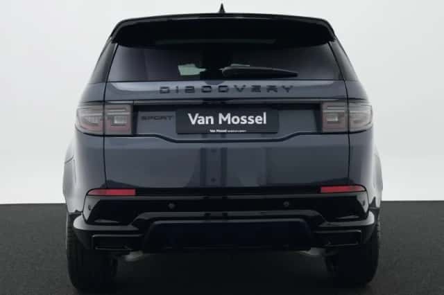 Land Rover Discovery Sport (2026) thumbnail 6