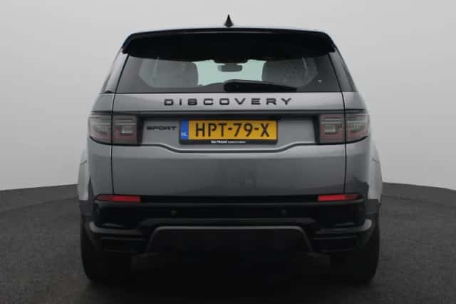 Land Rover Discovery Sport (2024) thumbnail 6