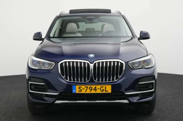 BMW X5 (2022) thumbnail 3