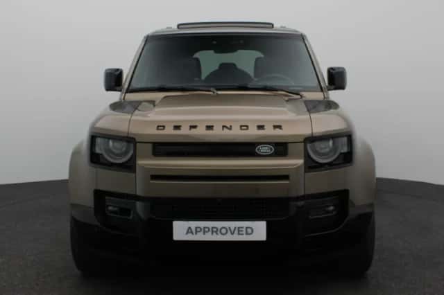 Land Rover Defender (2025) thumbnail 3