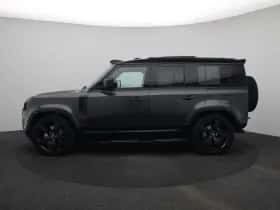 Land Rover Defender thumbnail 4