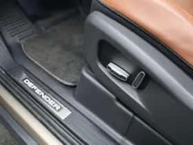 Land Rover Defender (2025) thumbnail 32