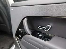 Land Rover Range Rover Sport (2025) thumbnail 38
