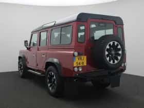 Land Rover Defender (2015) thumbnail 3