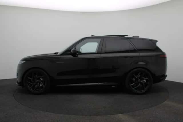Land Rover Range Rover Sport (2026) thumbnail 4