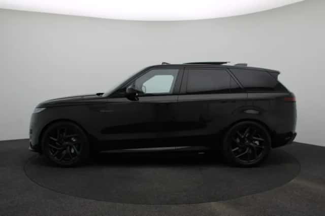 Land Rover Range Rover Sport (2026) thumbnail 4