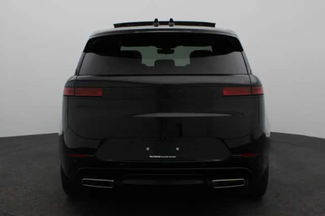 Land Rover Range Rover Sport (2026) thumbnail 5