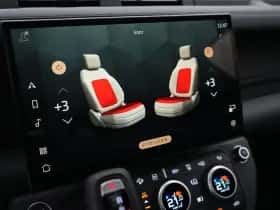 Land Rover Defender (2026) thumbnail 26