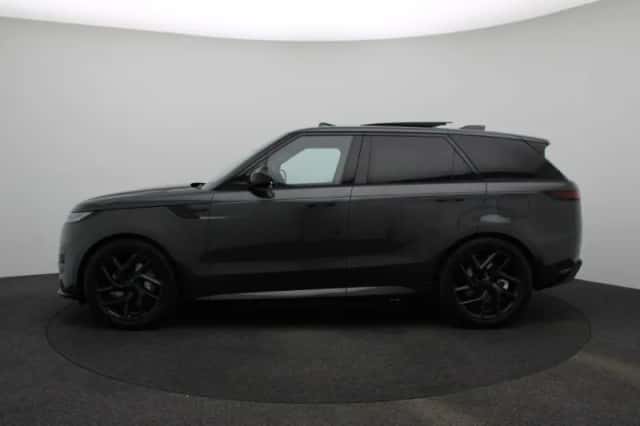 Land Rover Range Rover Sport (2026) thumbnail 4