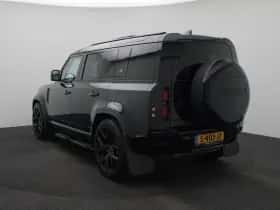 Land Rover Defender (2023) thumbnail 3