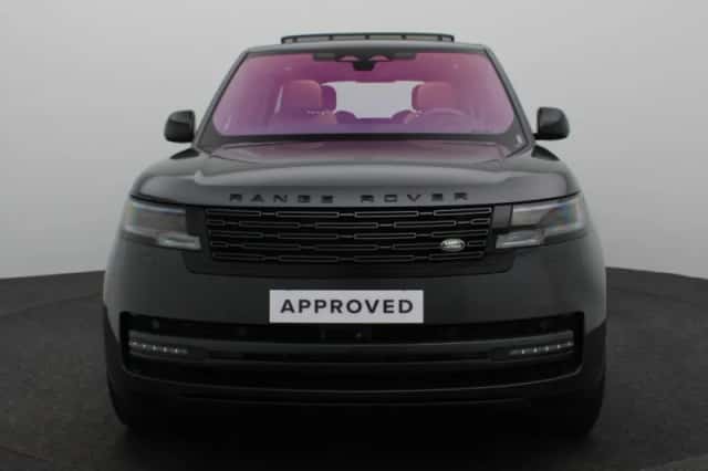 Land Rover Range Rover (2023) thumbnail 3
