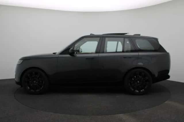 Land Rover Range Rover (2023) thumbnail 4