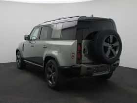 Land Rover Defender (2025) thumbnail 2