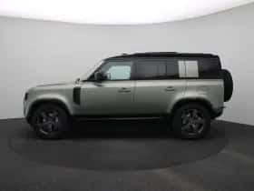 Land Rover Defender (2025) thumbnail 4
