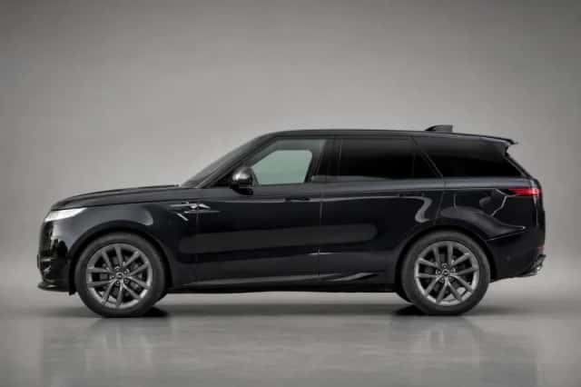 Land Rover Range Rover Sport (2025) thumbnail 4