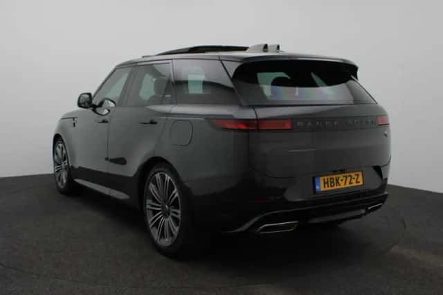 Land Rover Range Rover Sport (2023) thumbnail 2