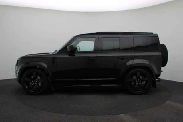 Land Rover Defender (2026) thumbnail 4
