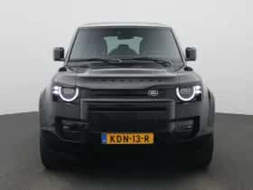Land Rover Defender thumbnail 4