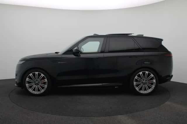 Land Rover Range Rover Sport (2026) thumbnail 4
