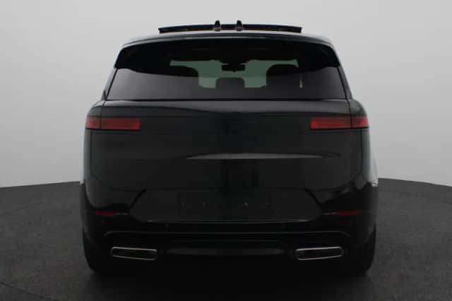Land Rover Range Rover Sport (2026) thumbnail 5