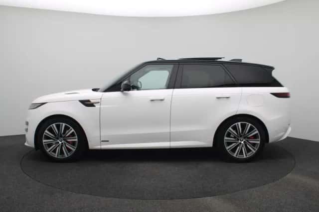 Land Rover Range Rover Sport (2024) thumbnail 4