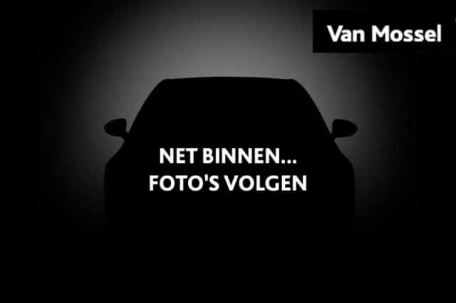 Land Rover Range Rover (2023) thumbnail 1