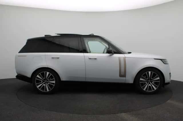 Land Rover Range Rover (2023) thumbnail 6