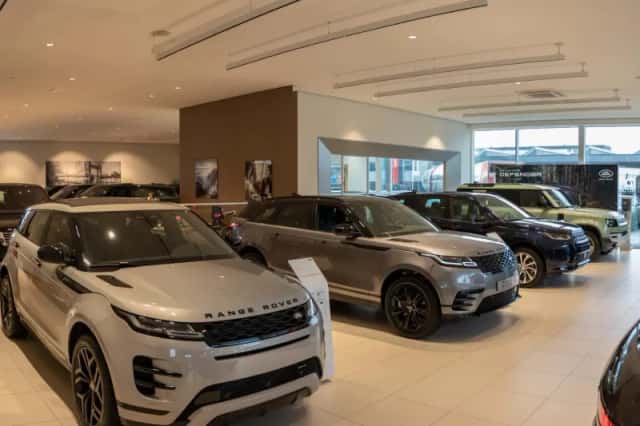 Land Rover Range Rover Sport (2026) thumbnail 6