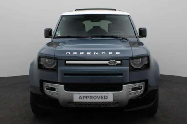 Land Rover Defender (2025) thumbnail 3