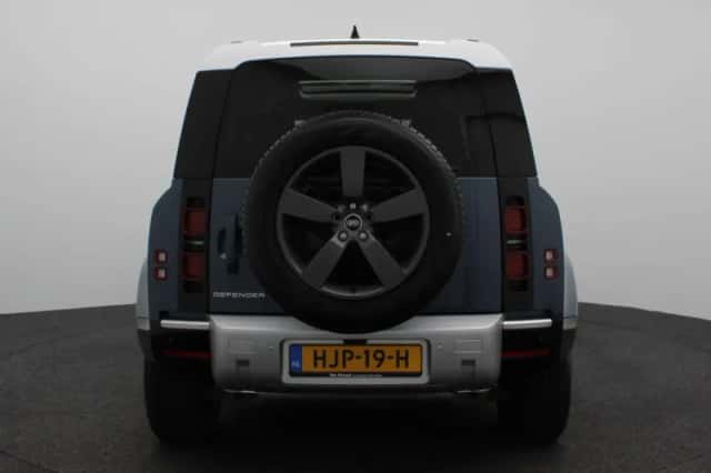 Land Rover Defender (2025) thumbnail 5