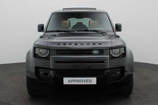 Land Rover Defender (2025) thumbnail 3