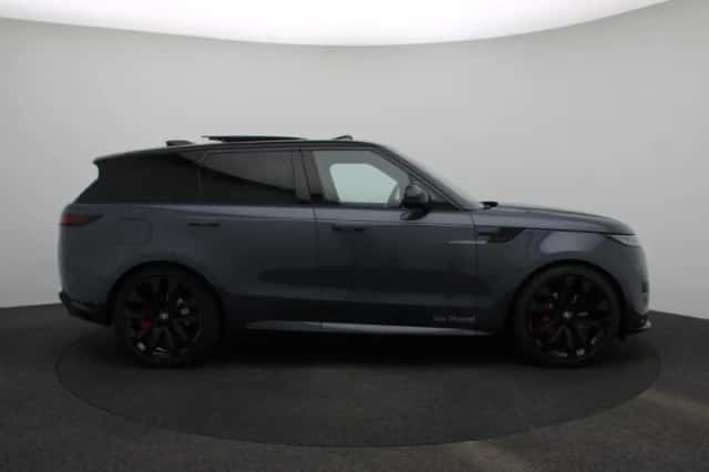 Land Rover Range Rover Sport (2025) thumbnail 6